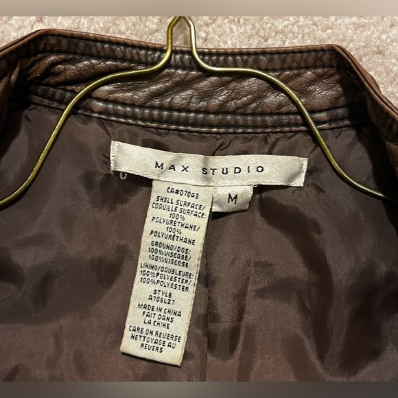 Max Studio - brown faux vegan leather fitted jacket - Medium - Picture 5 of 5